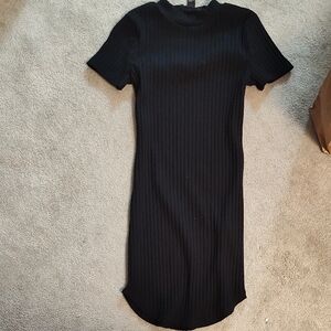 Forever 21 Women's Medium Black Ribbed Dress